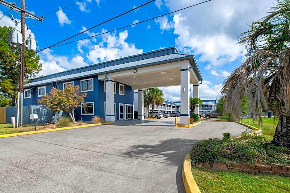 Americas Best Value Inn Gonzales