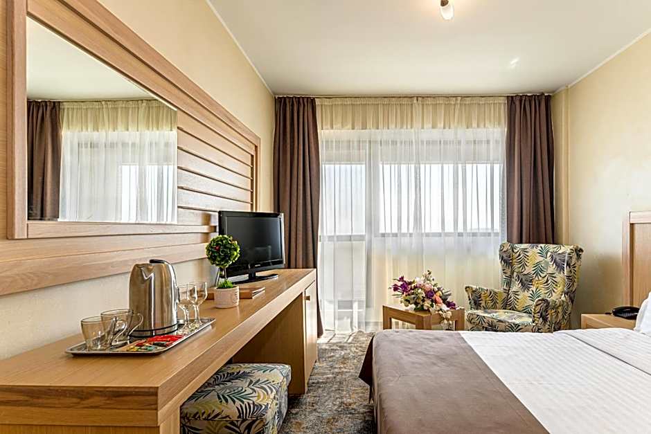 Faleza Hotel by Vega