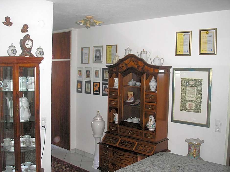 Hotel Rheingold Garni