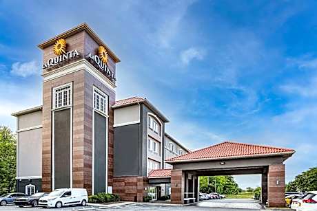 La Quinta Inn & Suites by Wyndham Norfolk