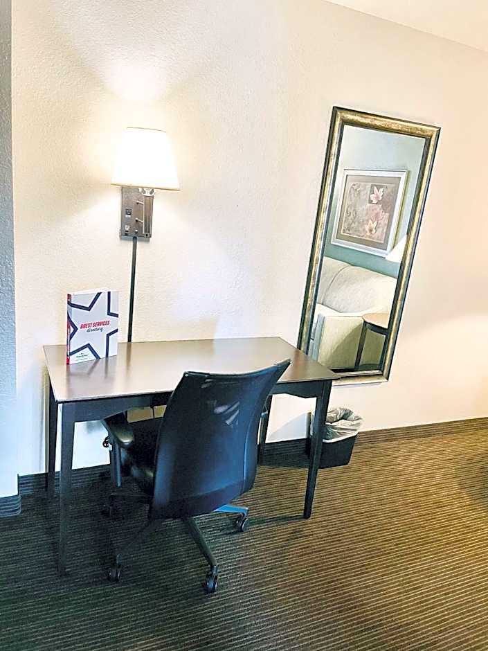 AmericInn by Wyndham Green Bay East