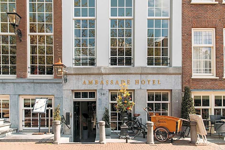 Ambassade Hotel