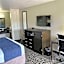 Days Inn by Wyndham Grove