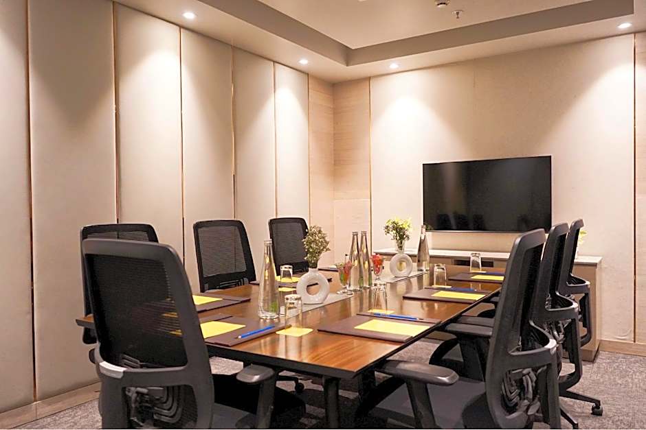 Golden Tulip Lucknow