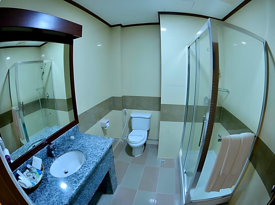 Golden Butterfly Hotel