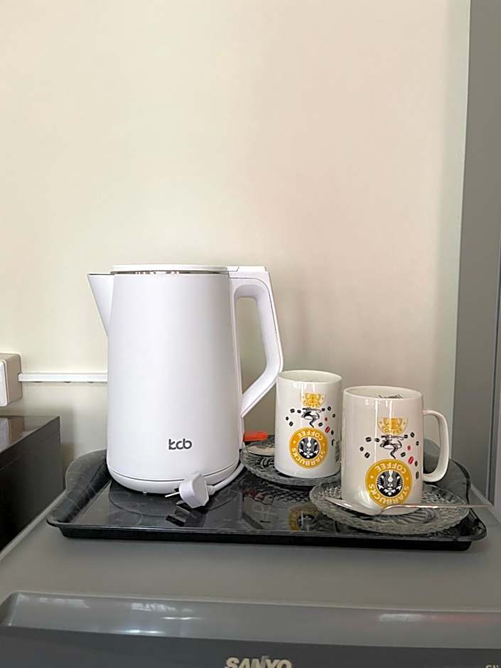 3 Pax Charming Foggy Cold Breeze, Cozy Gardenville Hotel