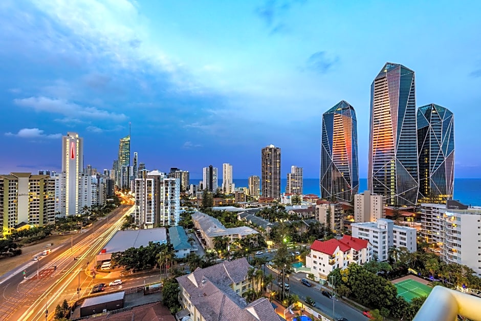 Oaks Gold Coast Hotel