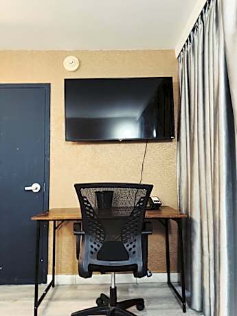 Superior Queen Bed