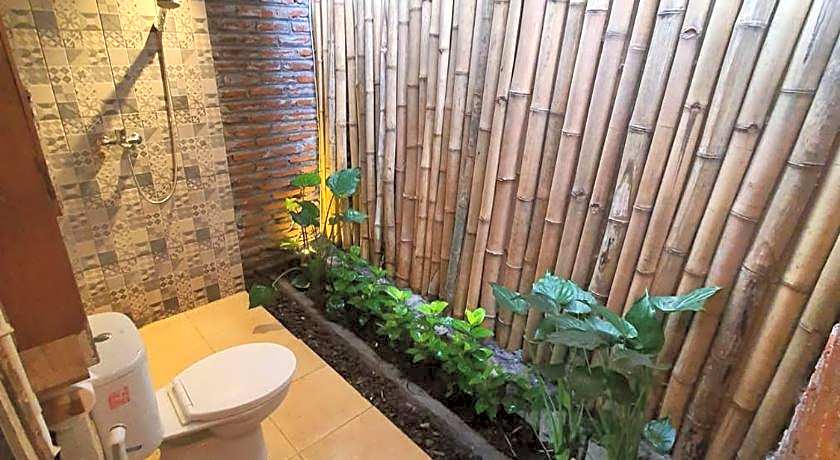 Happy House BnB Bromo backpacker