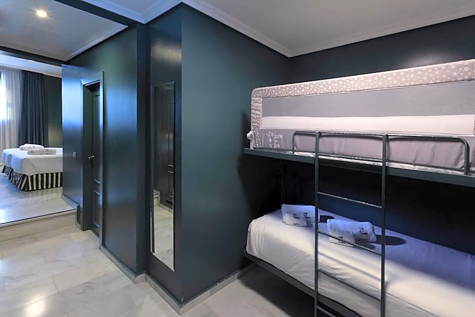 Petit Palace Puerta de Triana