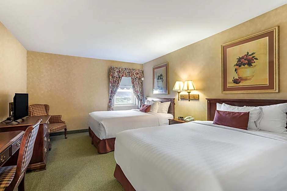 Traditions Hotel & Spa Johnson City - Binghamton, an Ascend Collection Hotel