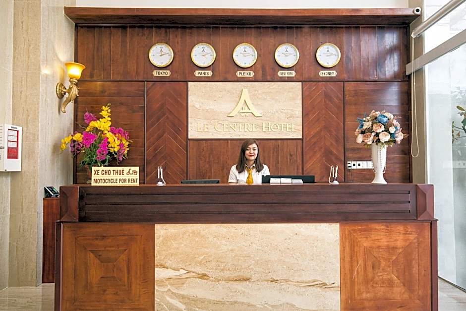 Le Centre Hotel