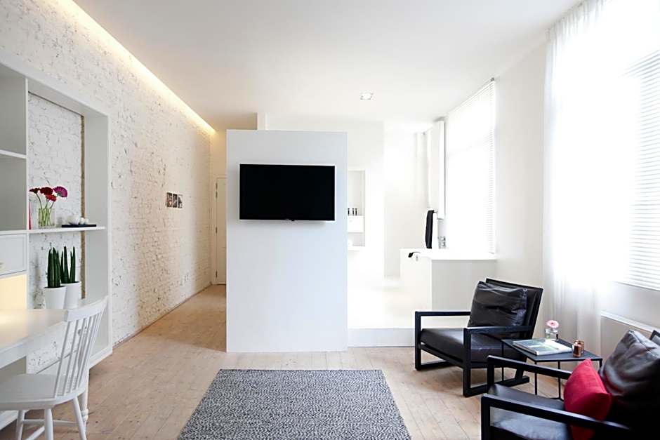 Maison Nationale City Flats & Suites