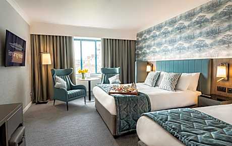 Standard Family PLUS Room