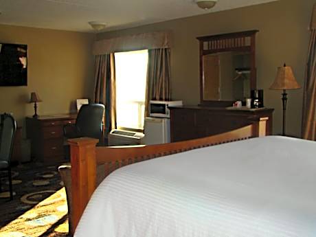 Standard King Room