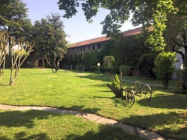 Al Portico Private Rooms