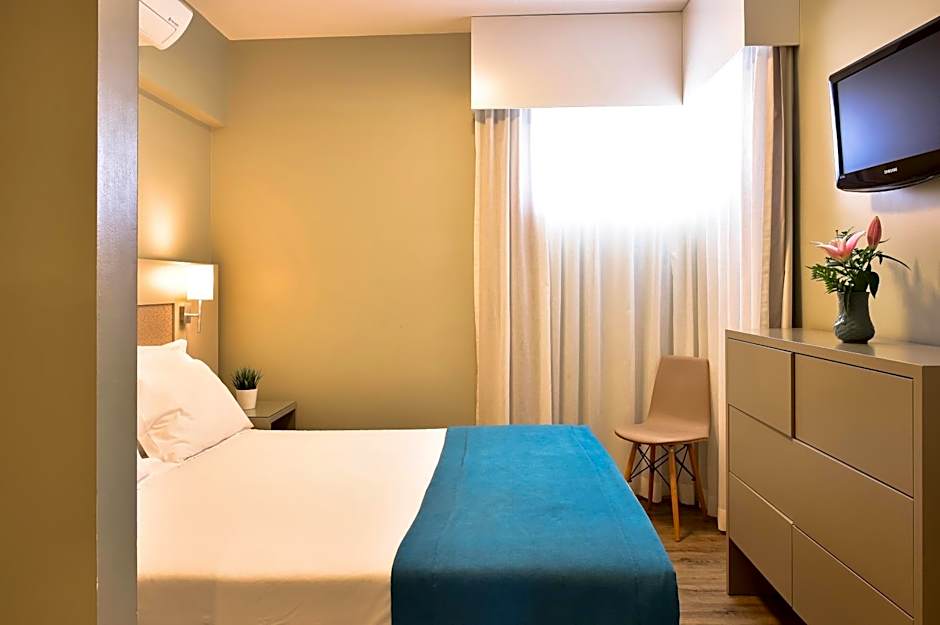 Aqualuz Lagos by The Editory