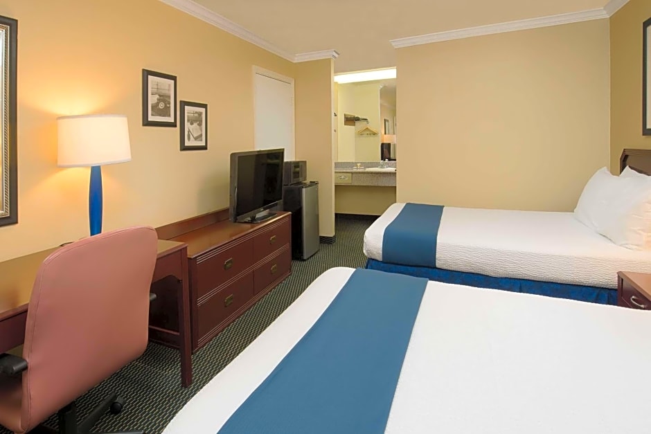 Days Inn by Wyndham Pinole Berkeley