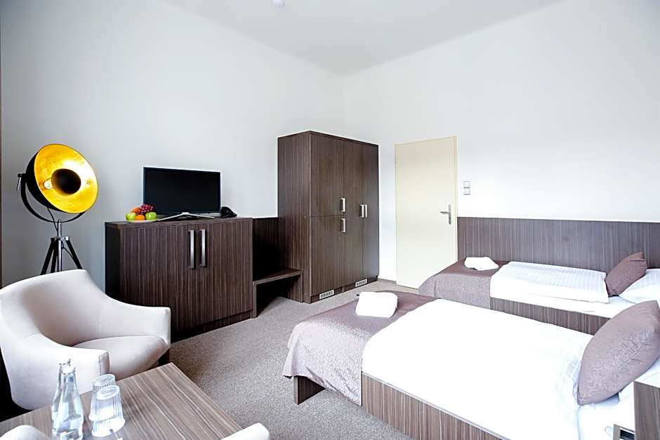 Apartments Embassy by LH