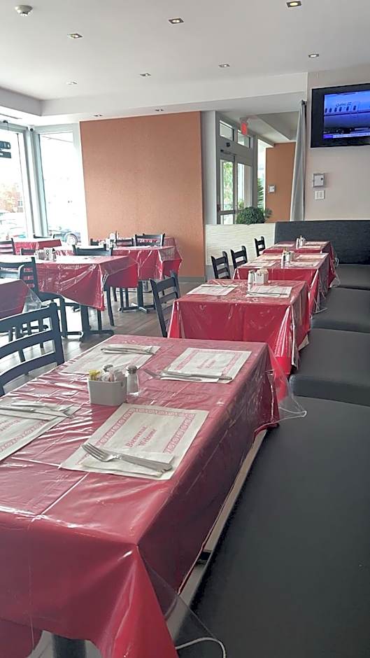 Hotel Newstar Montreal