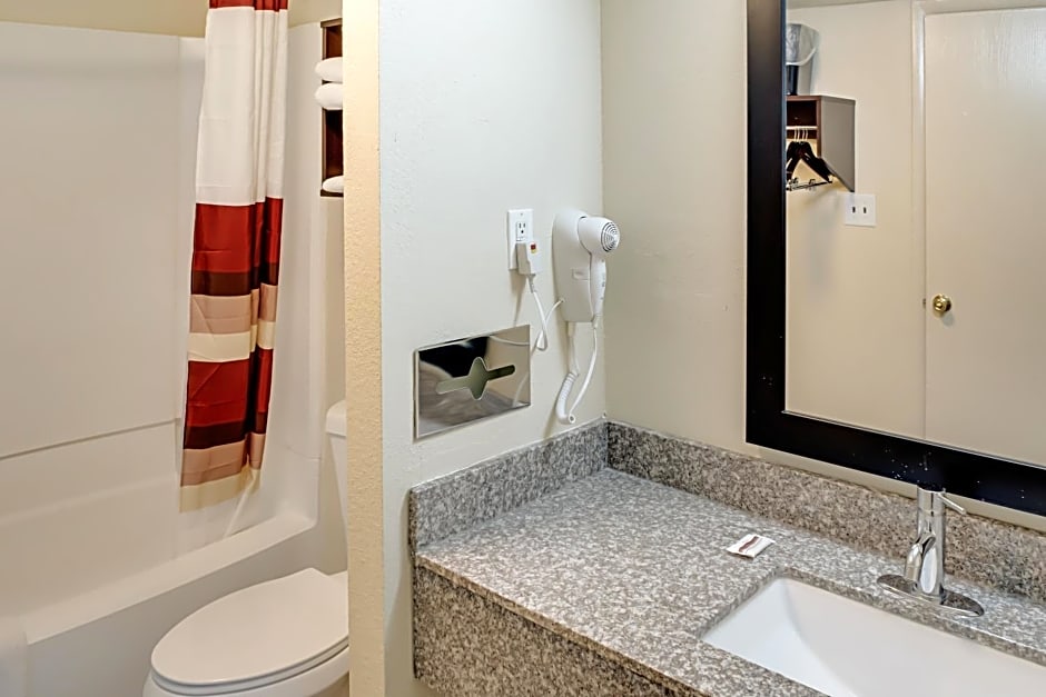 Red Roof Inn Indianapolis East
