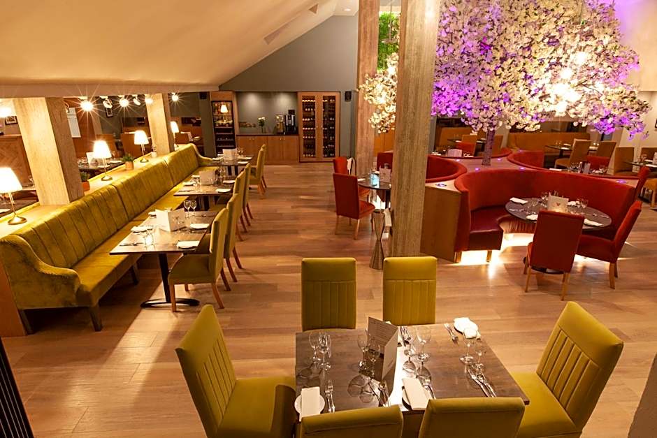 Best Western Plus White Horse Hotel