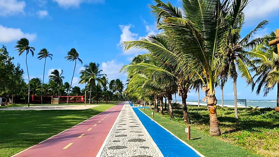 Apartamento espetacular na MELHOR praia da Bahia, GUARAJUBA é uma das únicas praias com selo azul do Brasil -Luxo, lazer, diversão e tranquilidade! Projetado para que você tenha a melhor experiência em hospedagem - Condominio tipo resort, o mais procurado