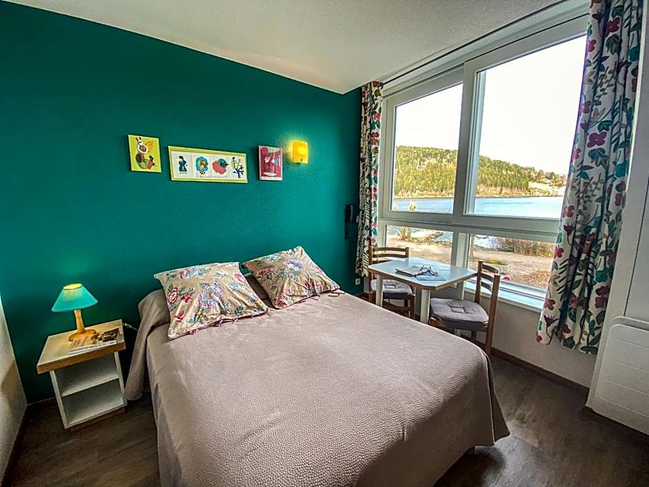 Appart'Hôtel LIDO au bord de l'eau