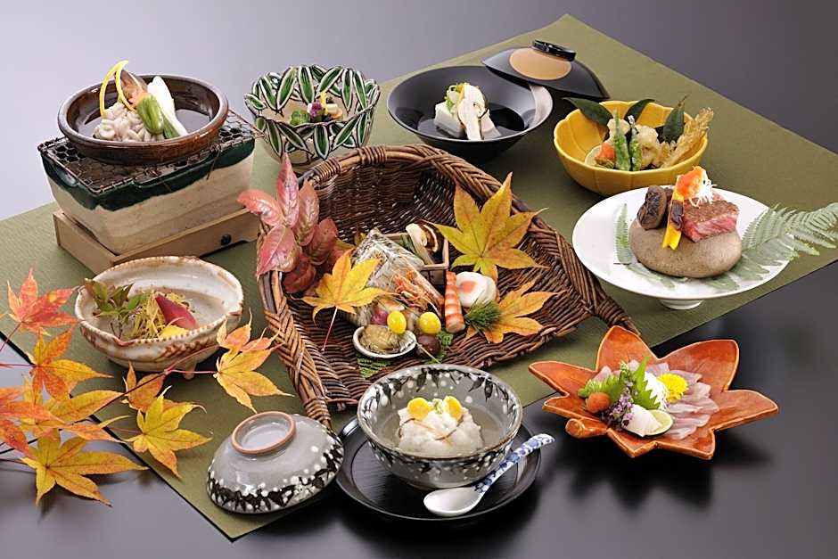 Ryoan Kazuki with Luxury Kyoto Collections KADEN