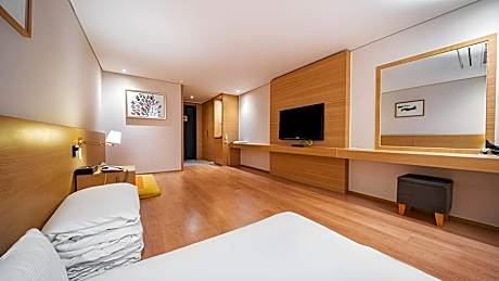 Ondol Room