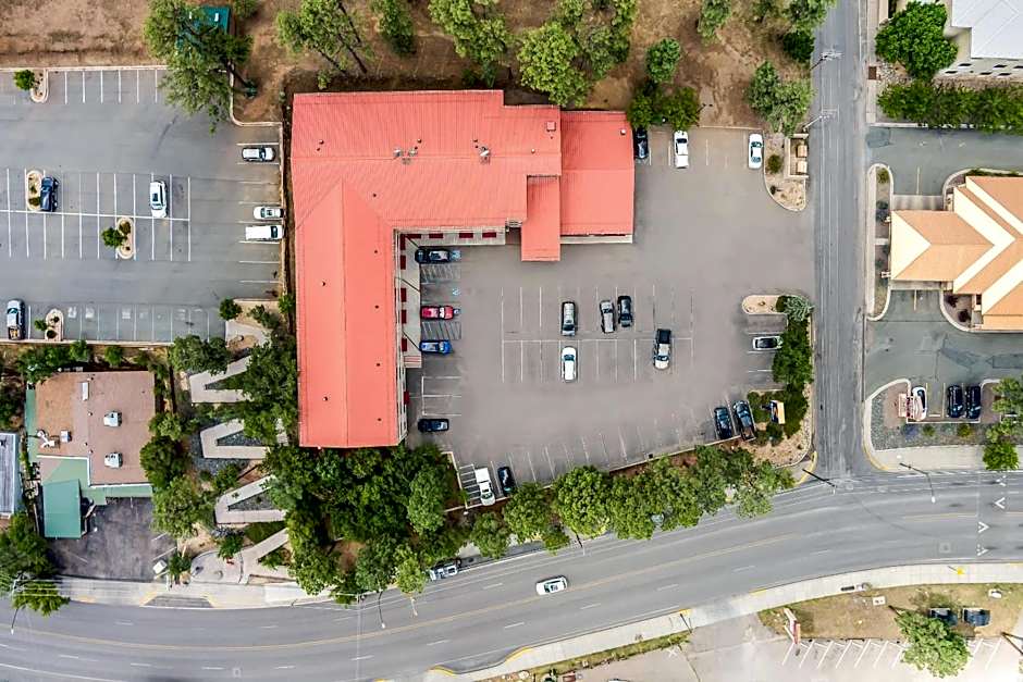 Comfort Inn & Suites Midtown