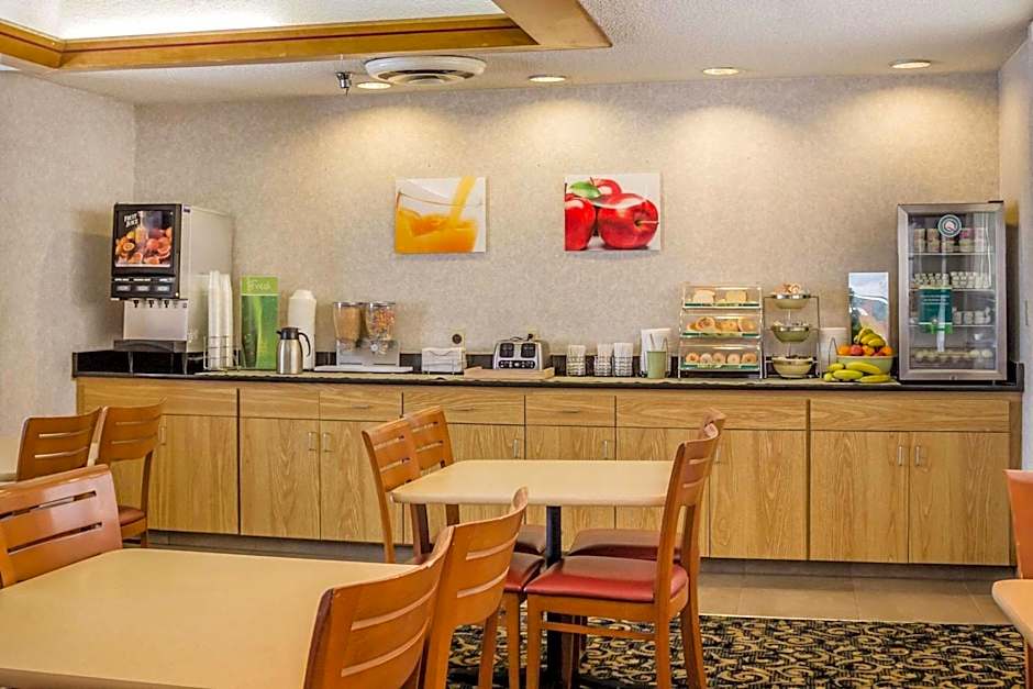 Quality Inn Port Clinton Waterfront