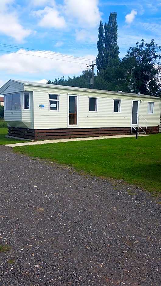 Fenlake holiday accommodation