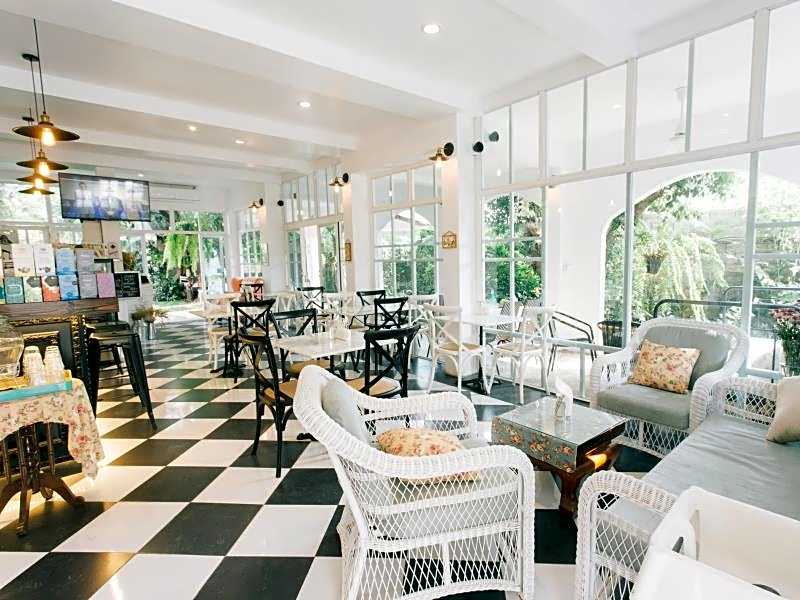 Nai Suan Bed and Breakfast