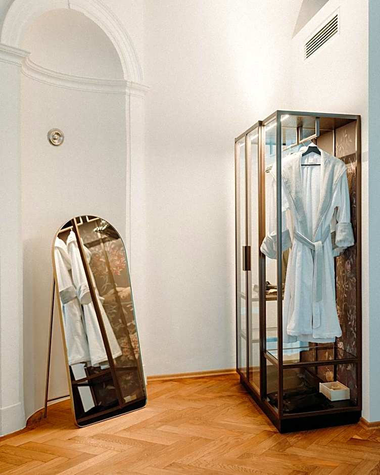 META SUITES historic city living