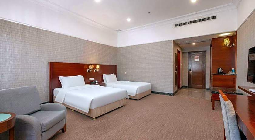 Carrianna Hotel