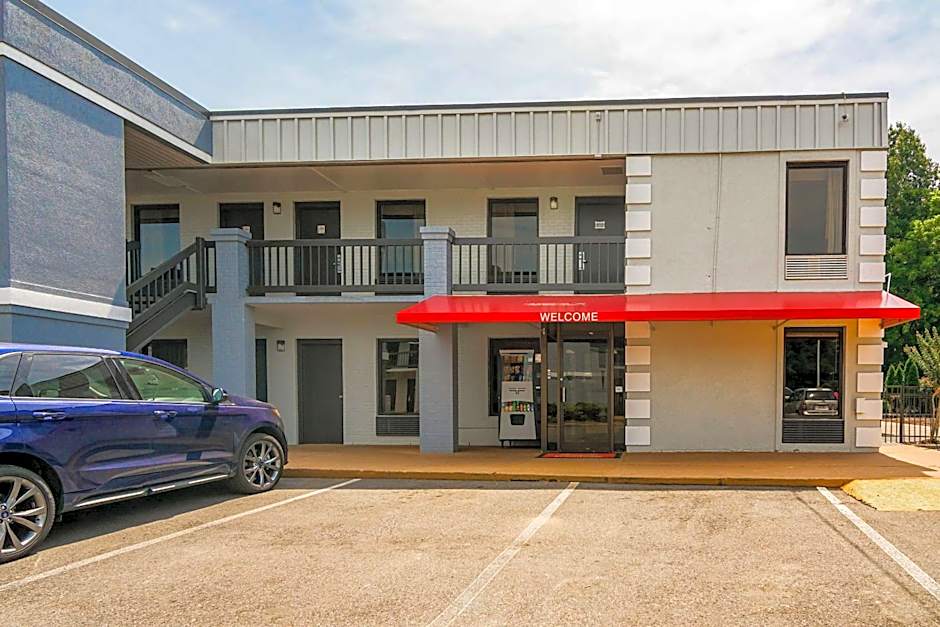 Econo Lodge Research Triangle Park