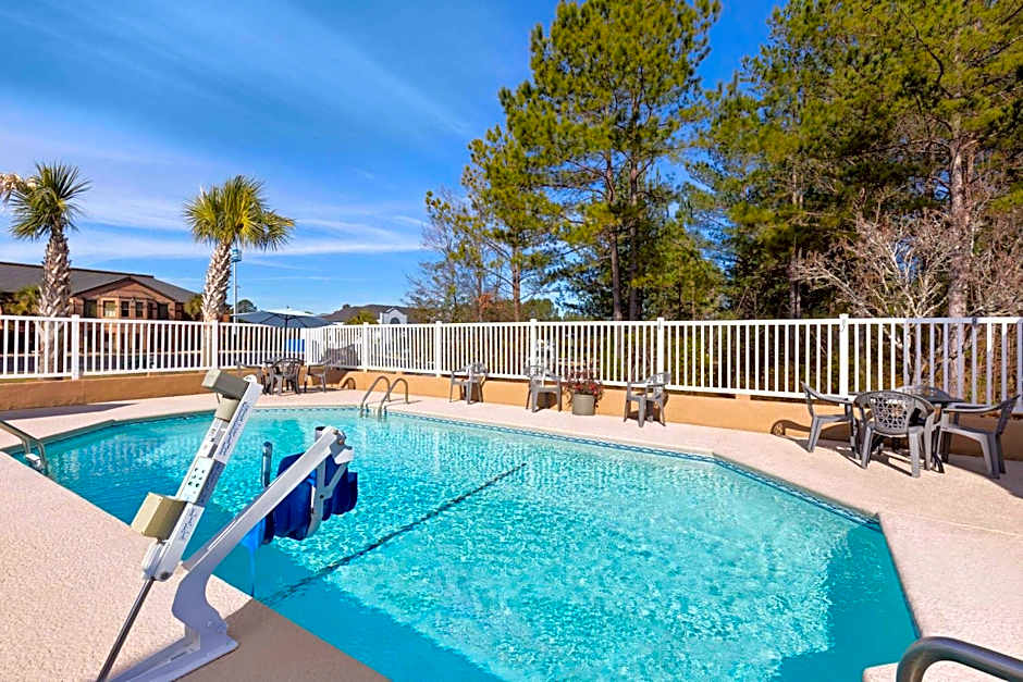 Travelodge by Wyndham Perry GA