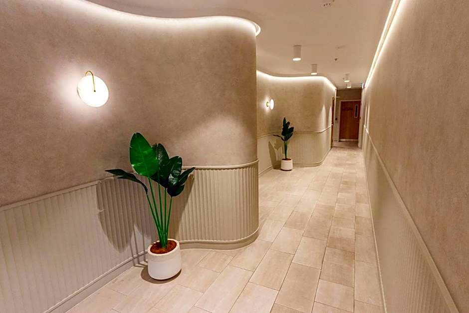 Evolution Apartments