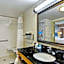 Hampton Inn By Hilton & Suites Raleigh Crabtree Valley