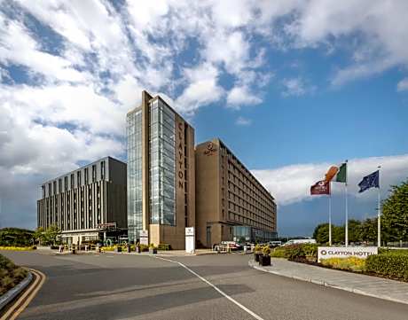 Clayton Hotel Dublin Airport