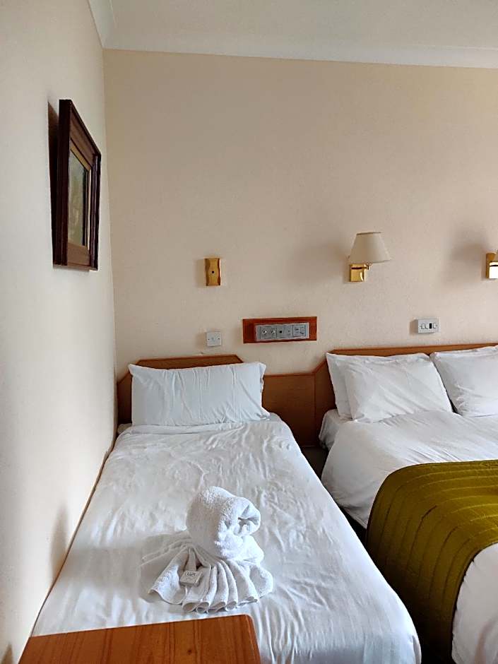 Inglewood Palm Hotel, Abbey Sands Torquay