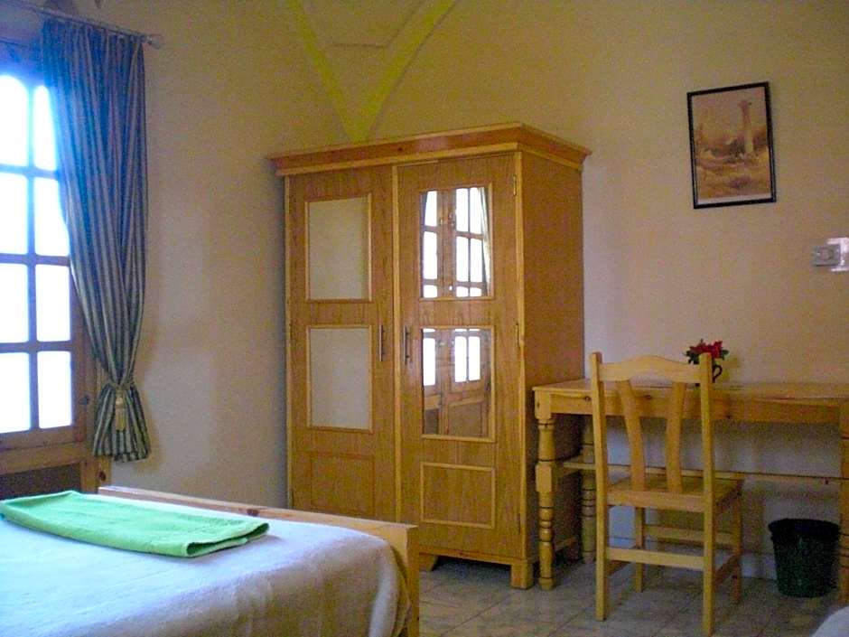El Fayrouz Hotel