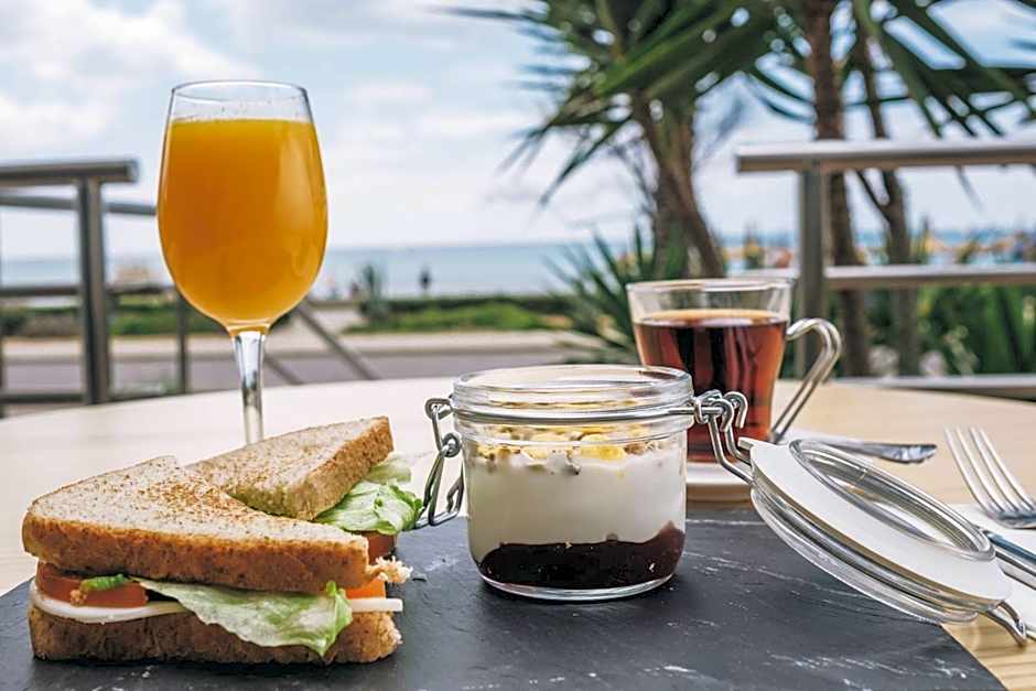 AYA Seahotel - Adults Only
