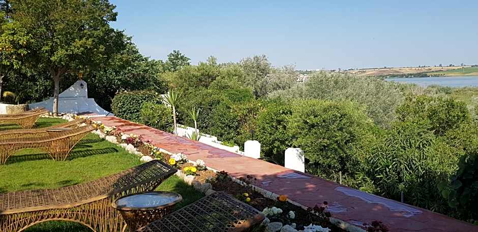 Hacienda El Santiscal Adults Only