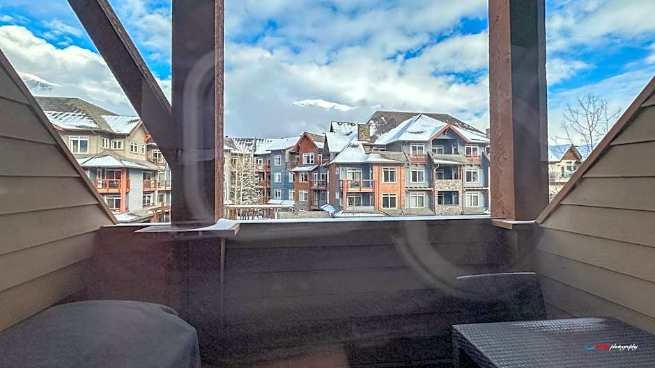 Solara Suite with Indoor Pool / Hot tub / Parking