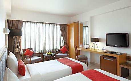 Deluxe Room (10% discount on Laundry)