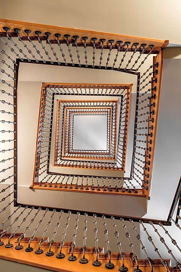 TOTEM Madrid, a Small Luxury Hotel of the World