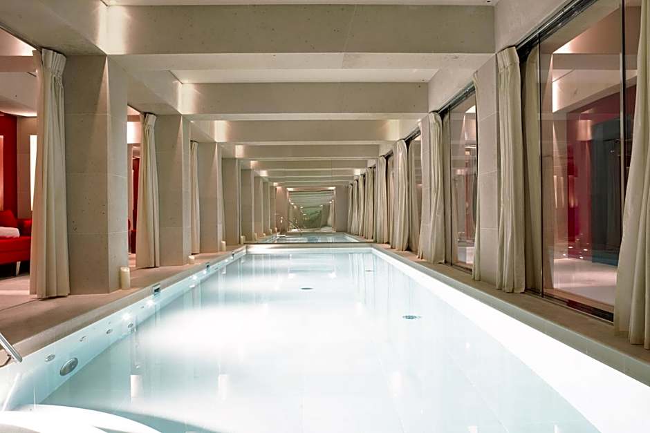 La Réserve Paris Hotel & Spa