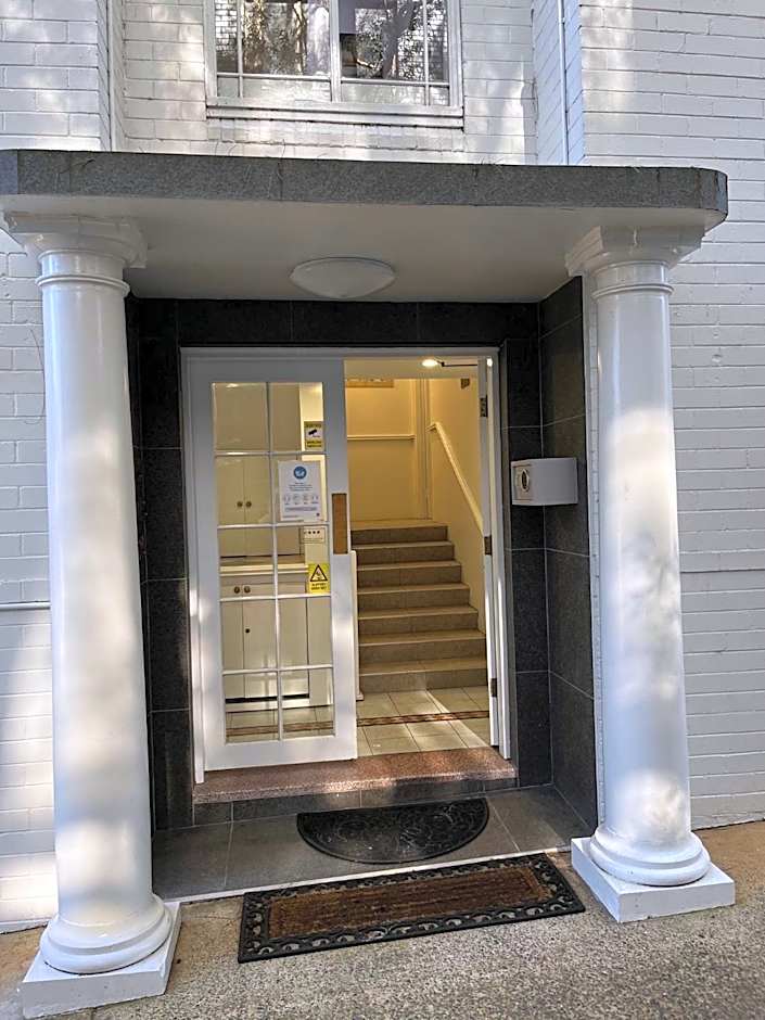 Hotel St Leonards